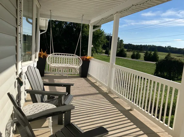 16636 Quince Rd, Culver, IN 46511