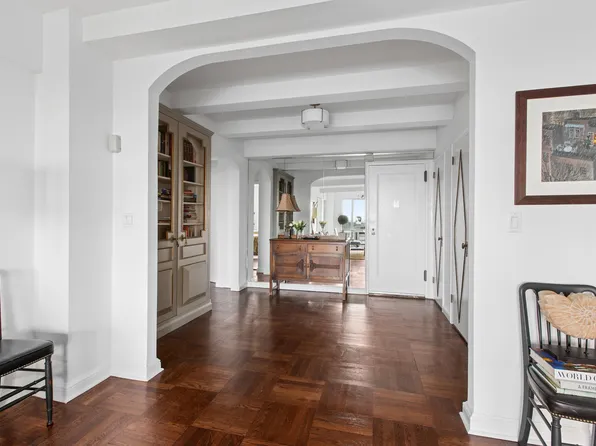 120 Central Park South image 4 of 6