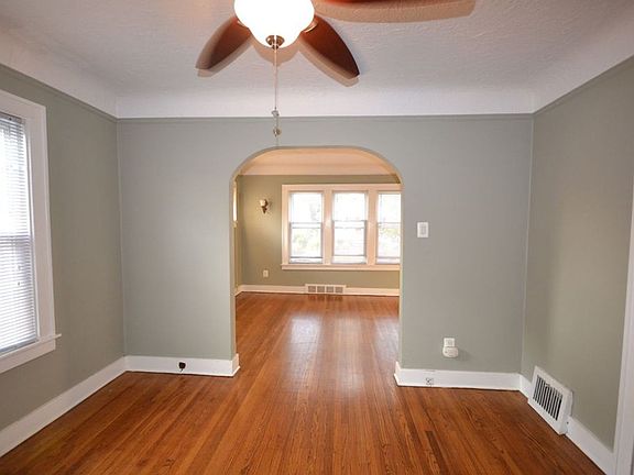 4th image of 400 E Cambourne St APT 1