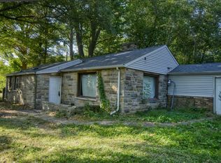 1716 S 3rd St, Niles, MI 49120