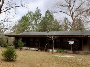 195 Mitchell Rd, Hornbeck, LA 71439