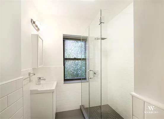 Rented by Warburg | media 5