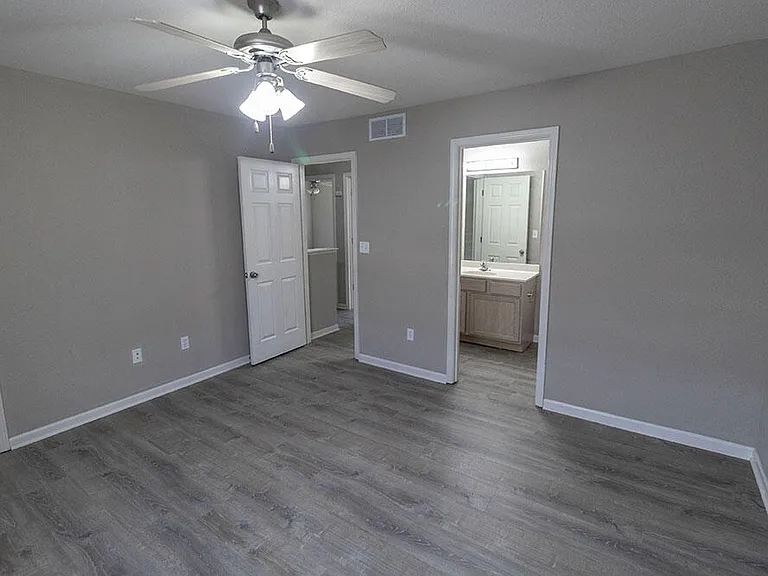 3927 Snowy Owl Dr — Photo 21
