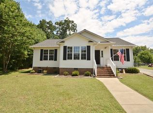 510 Veterans Dr, Elon, NC 27244