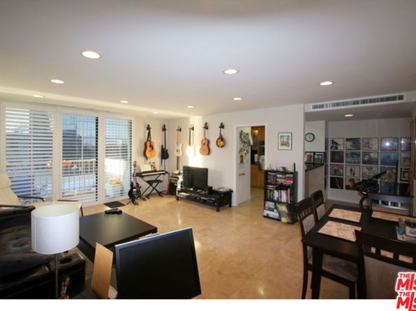 2160 Century Park E APT 301