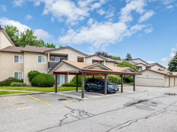 735 Cook Rd Unit 104C, Kelowna, BC V1W 3G6