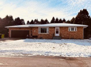315 Blondin St, Pinconning, MI 48650