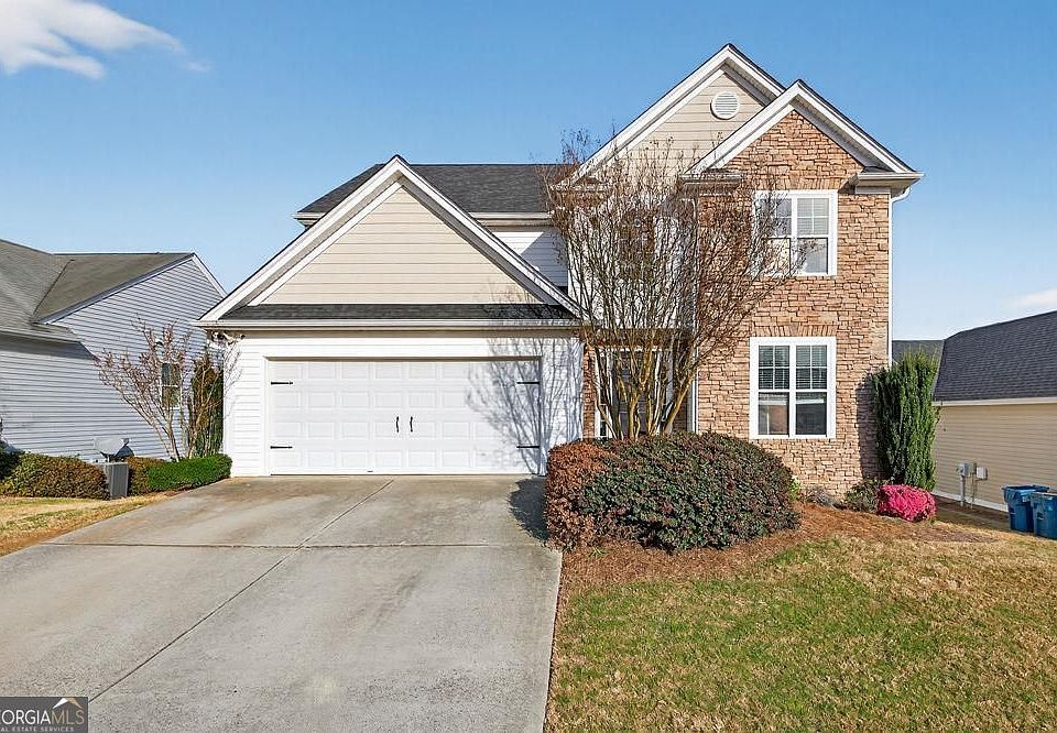 1st image of 851 Franklin Mill Trce