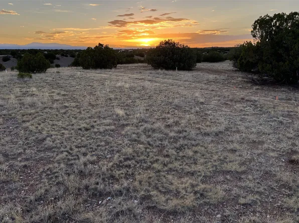 14 Camino Los Abuelos, Santa Fe, NM 87508