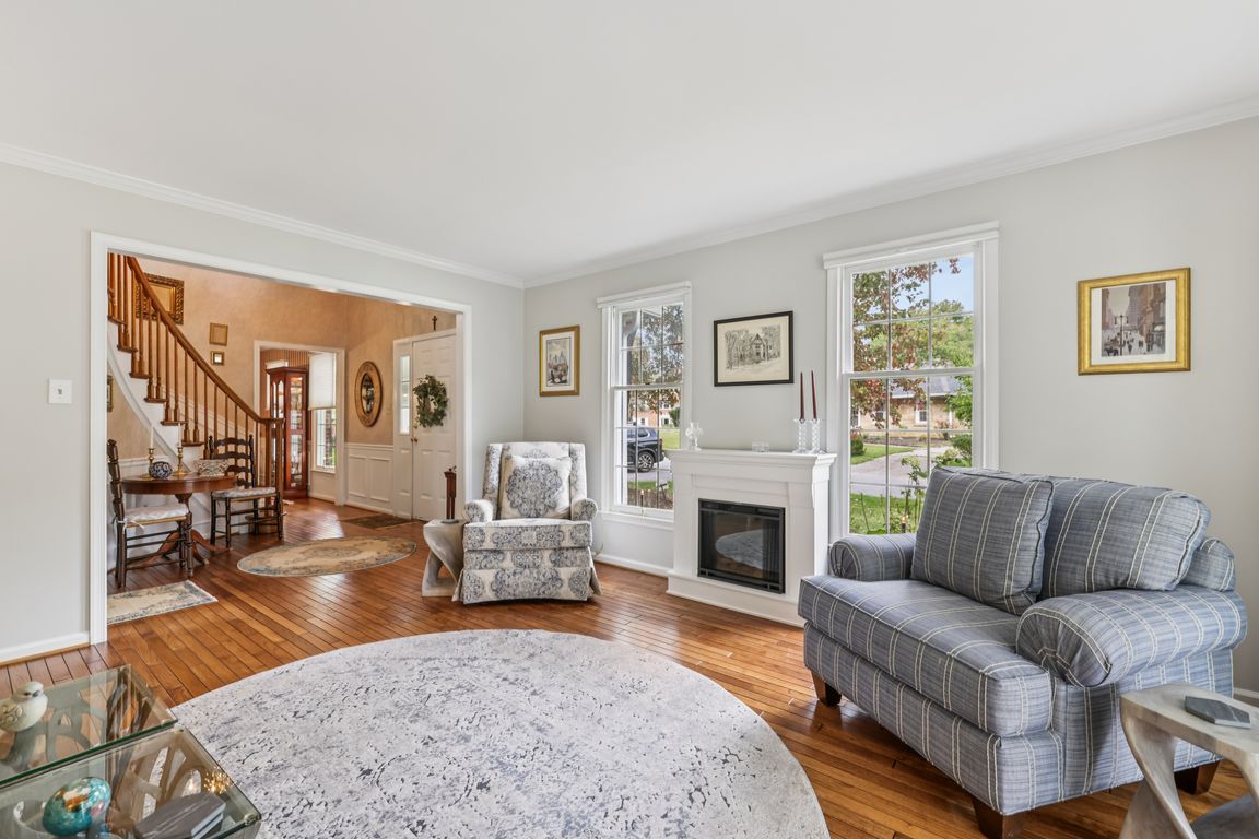 next background image