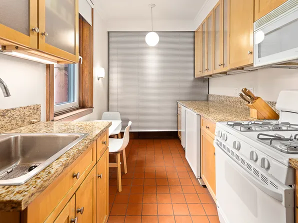 106 Lexington Avenue image 1 of 5