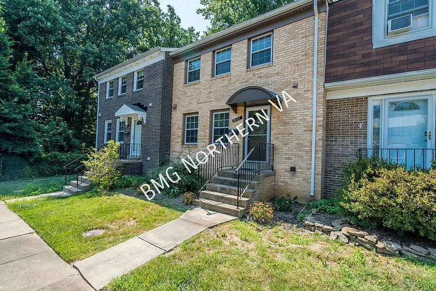 Building Photo - 9103 Vosger Ct