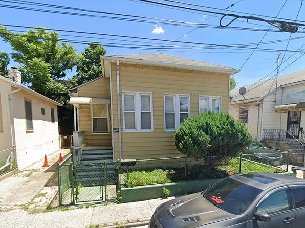 200 Brighton 10 St, Brooklyn, NY 11235