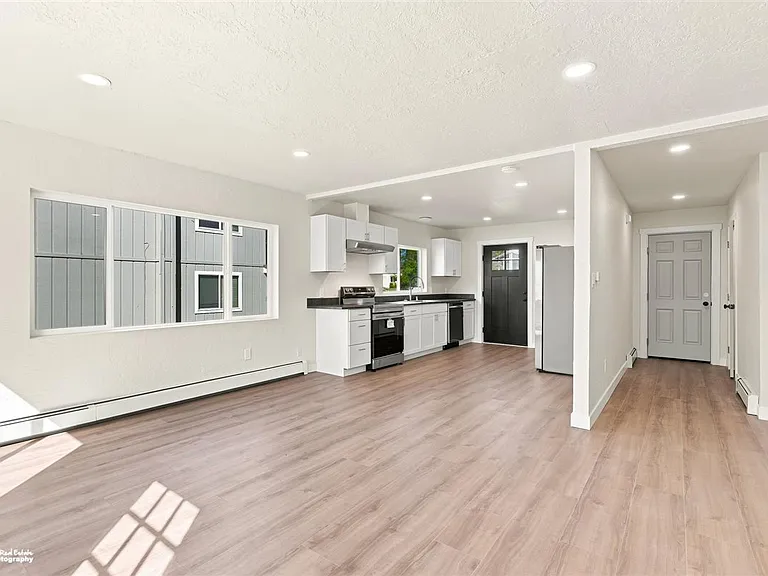 8110 Little Dipper Ave #A — Photo 11
