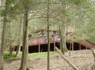 4 Old Forest Rd, Sherman, CT 06784