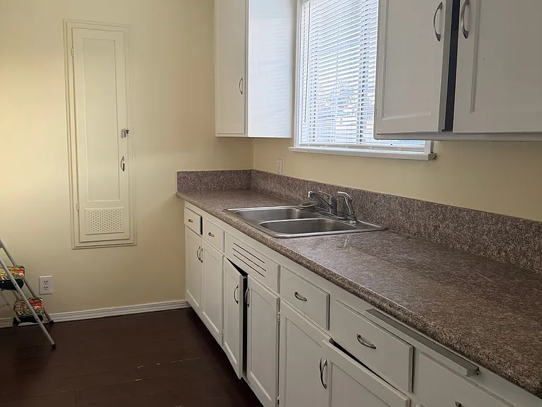 123 N Atlantic Blvd #C — Photo 1