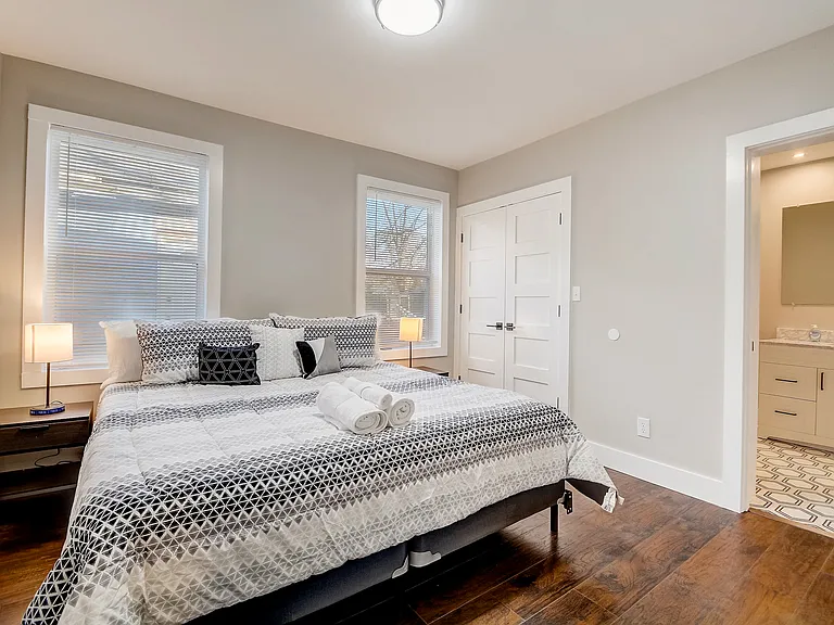 317 N Forest Ave — Photo 11