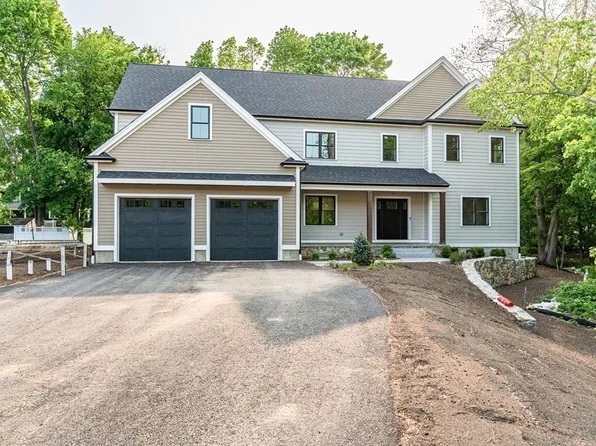 18 Joy Ln, Reading, MA 01867