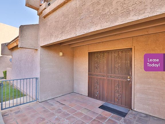 3rd image of 10828 N Biltmore Dr APT 132