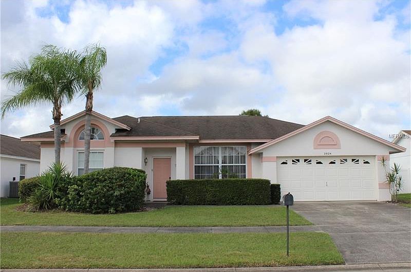 1st image of 2924 Paddington Way
