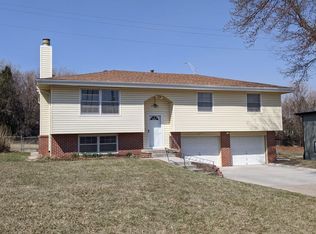 4712 N 107th St, Omaha, NE 68134