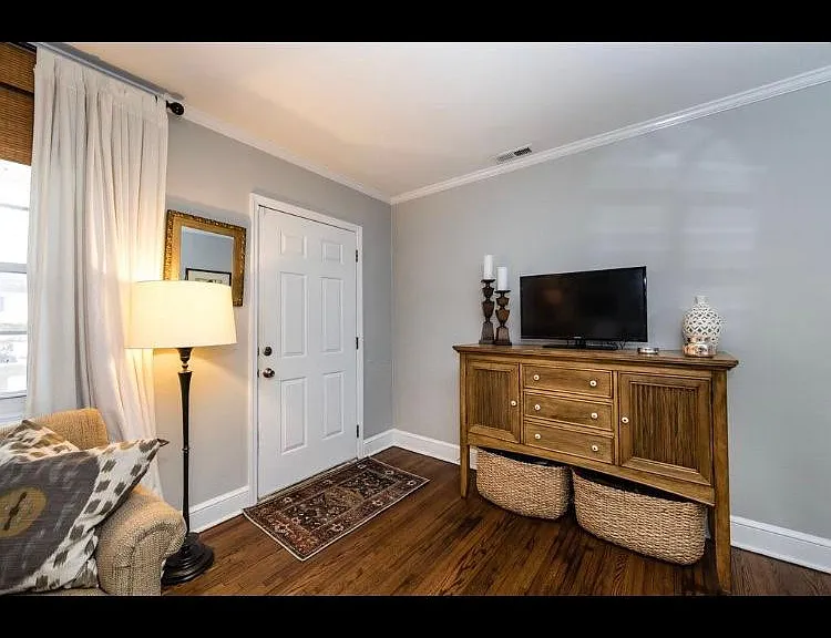 1564 Pecan Ave — Photo 5