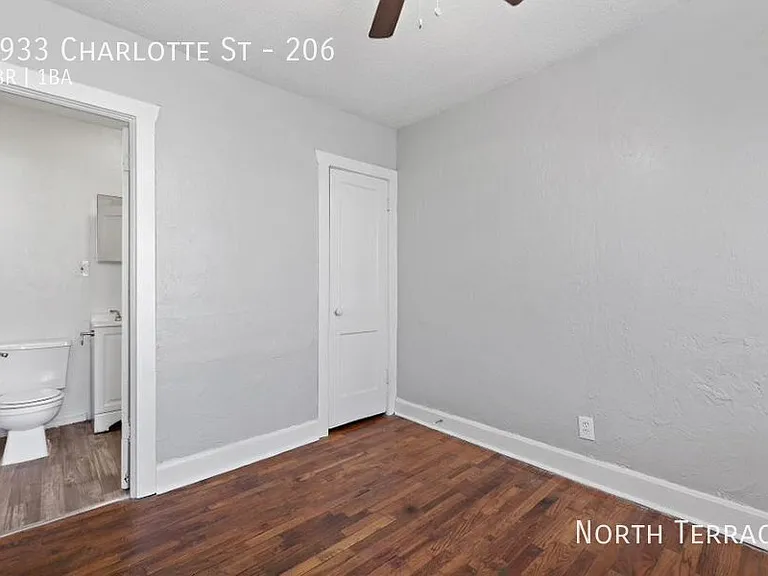 3933 Charlotte St #206 — Photo 14