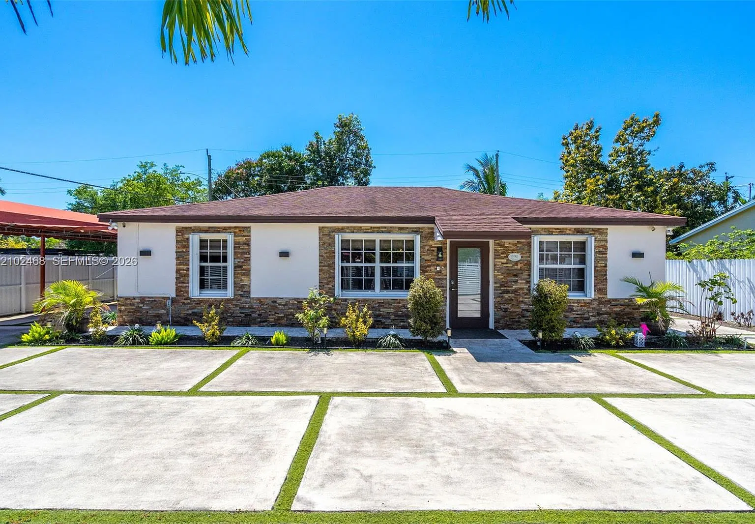 Parkers Shores — Photo 1
