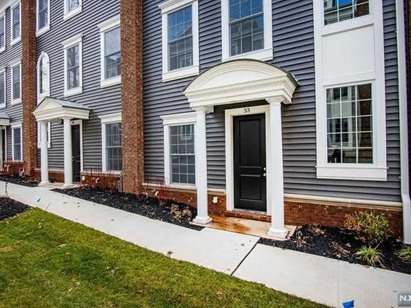 33 Parkside Ln #33, Teaneck, NJ 07666