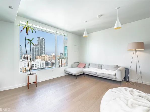 1050 S Grand Ave #1606, Los Angeles, CA 90015