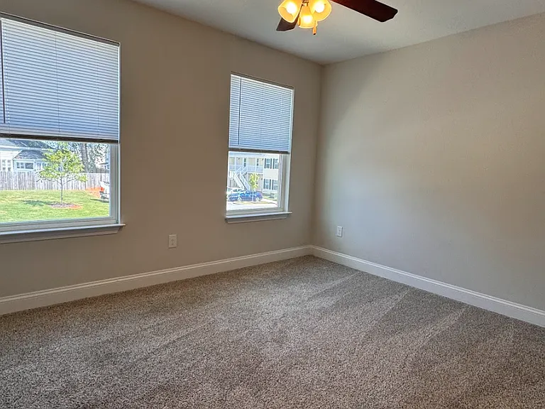 200 Walnut Hill Dr #D — Photo 9