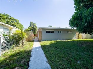 833 SW 7th St, Pompano Beach, FL 33060