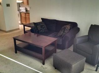 25 Greentree Ln APT 16, Weymouth, MA 02190