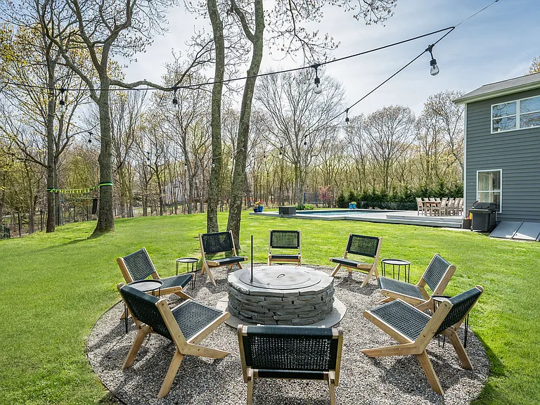 4 Rosemaries Ln — Photo 15