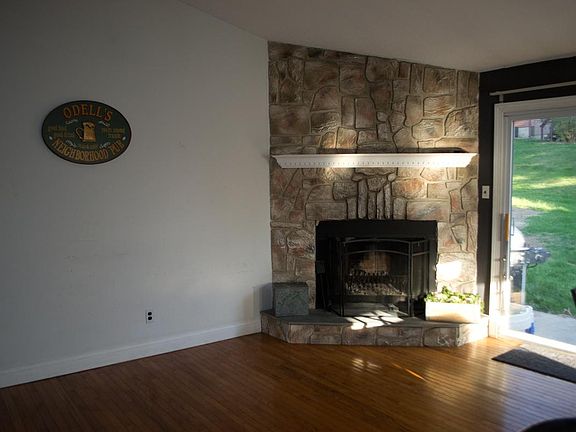 2nd image of 5456 Doral Dr