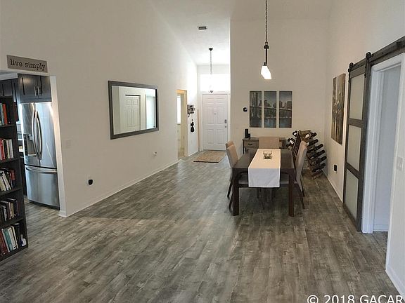 3rd image of 10524 NW 36th Pl