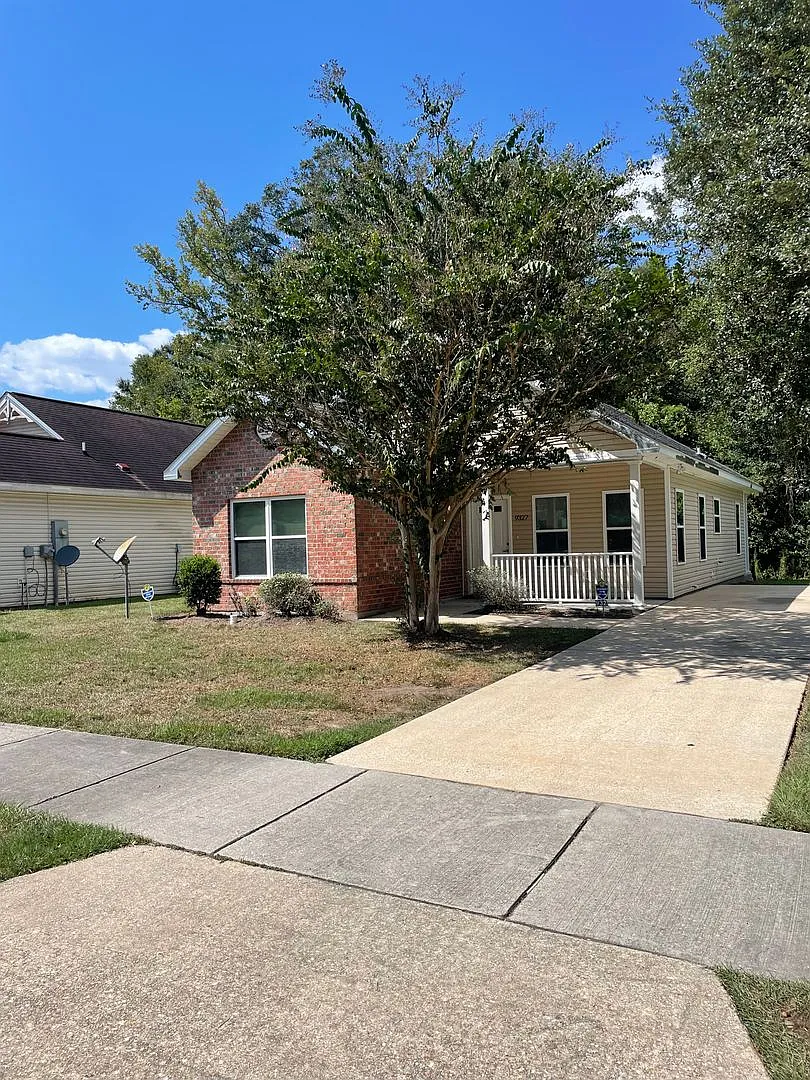 House for Rent — Photo 1