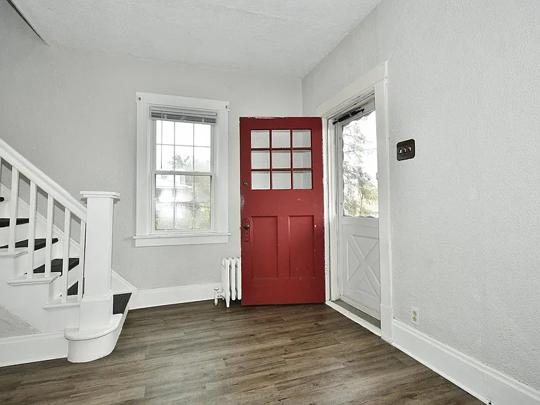 918 Edgewood Ave — Photo 11