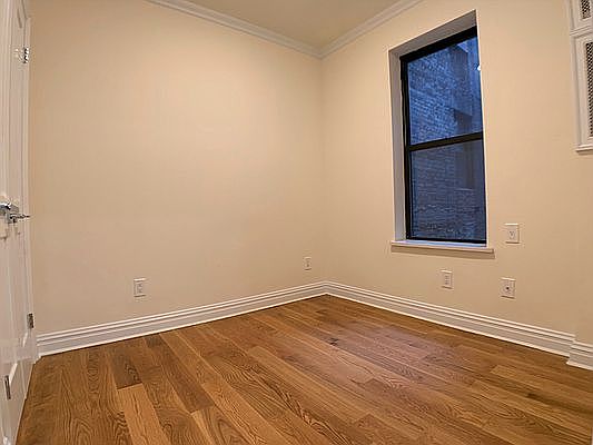 4th image of 355 W 51st St APT 22