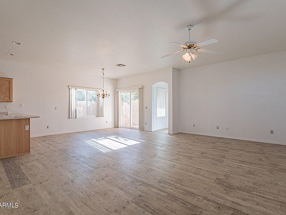 4th image of 10340 W POTTER Drive