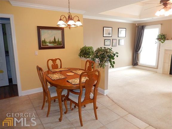 3rd image of 106 Lovorn Cir