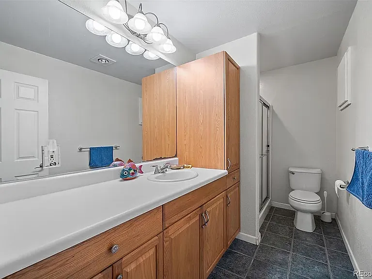 1641 Ames Ct — Photo 15