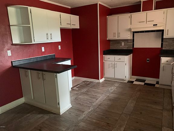 3rd image of 3503 Oak Ave