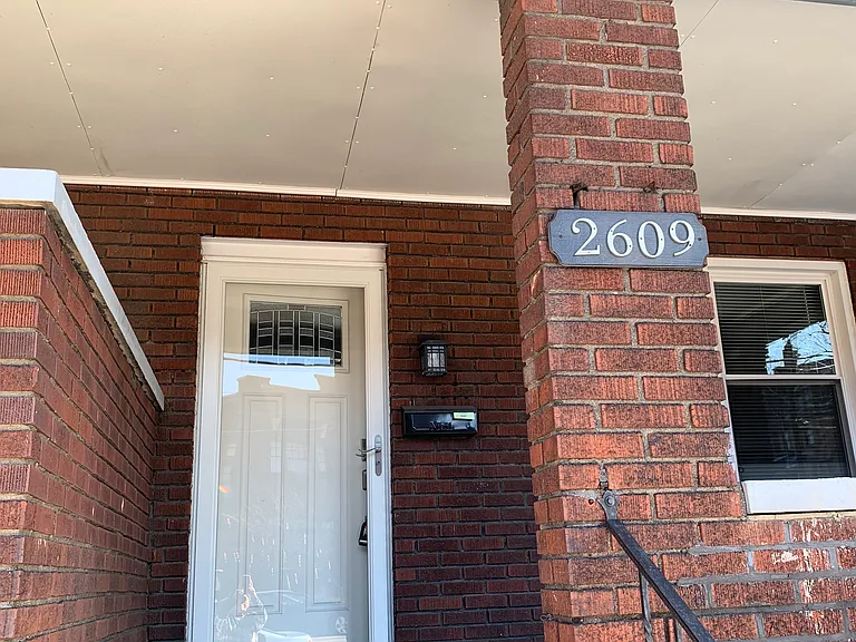 2609 Shady Ave — Photo 1