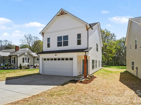 560 W Wilson Ave, Mooresville, NC 28115