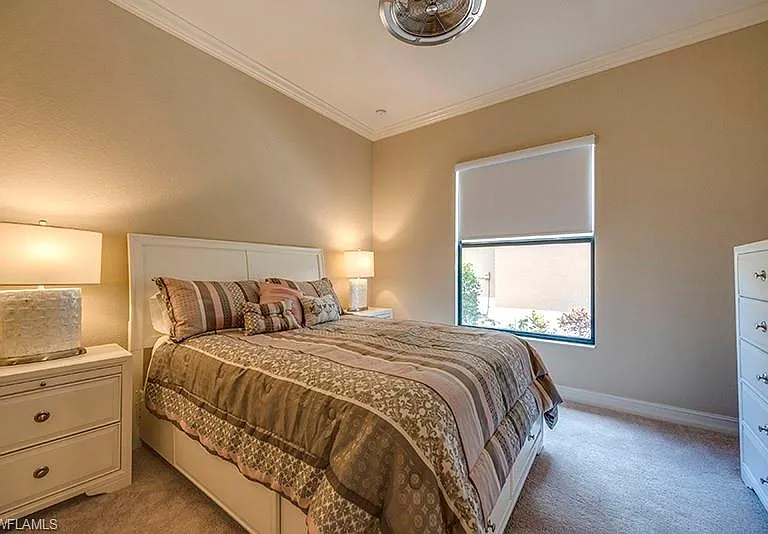 6564 Roma Way — Photo 15