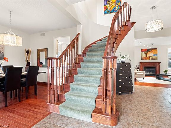 5th image of 534 Birchleaf Walk