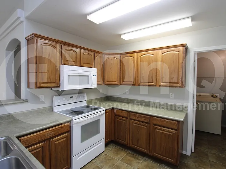 16057 W Sierra St — Photo 3