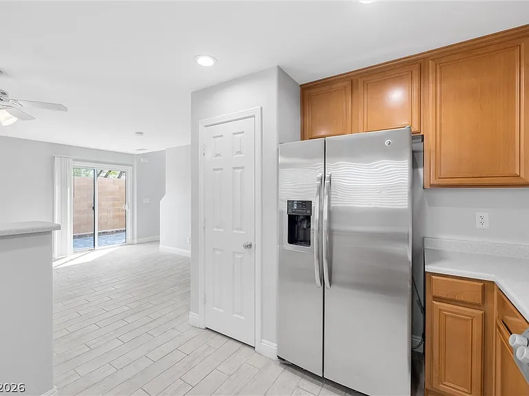 3314 Villa Fiori Ave — Photo 10