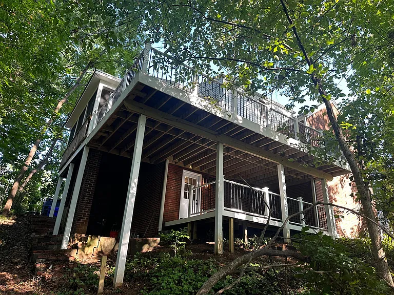 Upper & lower deck